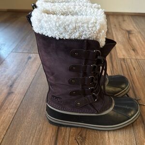 Women’s Sorel Winter boots! Worn maybe 2 times! Excellent condition!